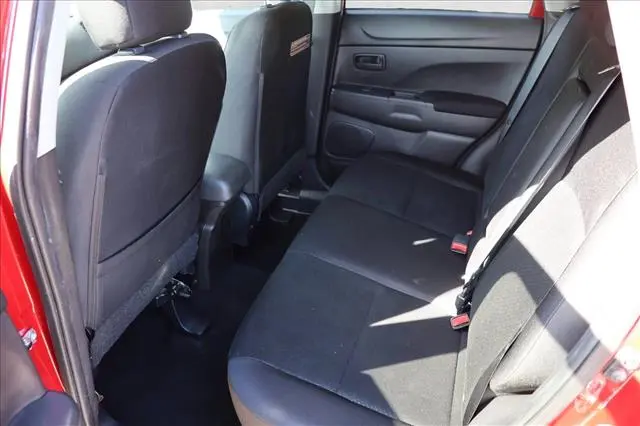 2014 Mitsubishi Outlander - $9,517