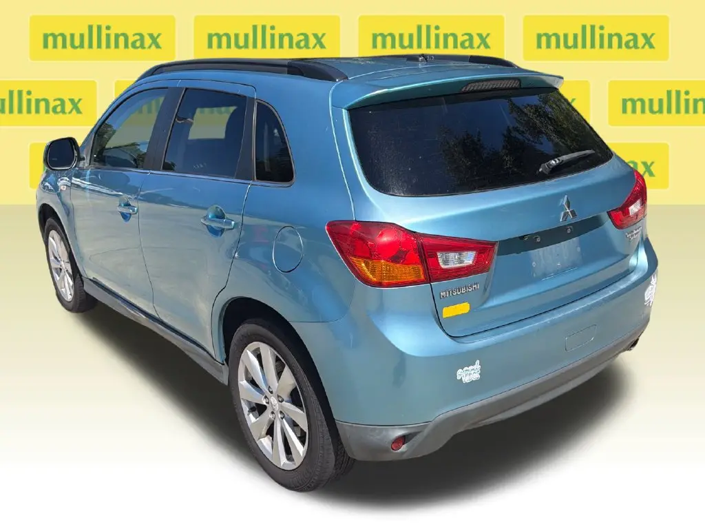 2013 Mitsubishi Outlander - $9,001