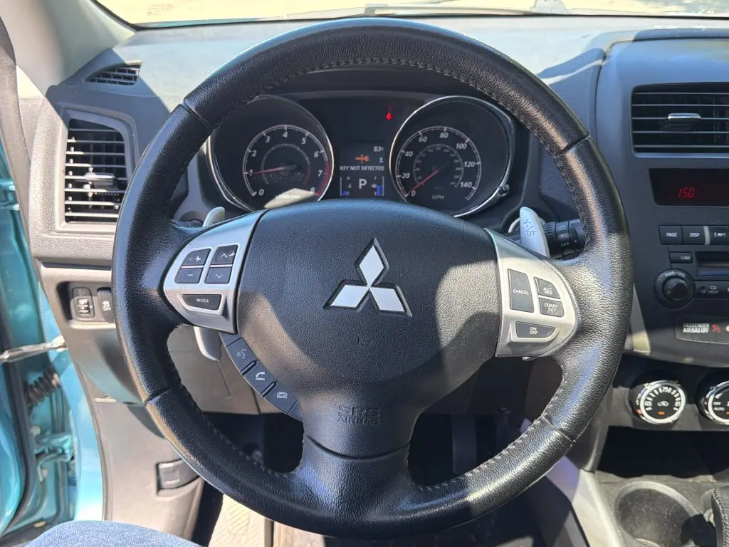 2013 Mitsubishi Outlander - $9,001