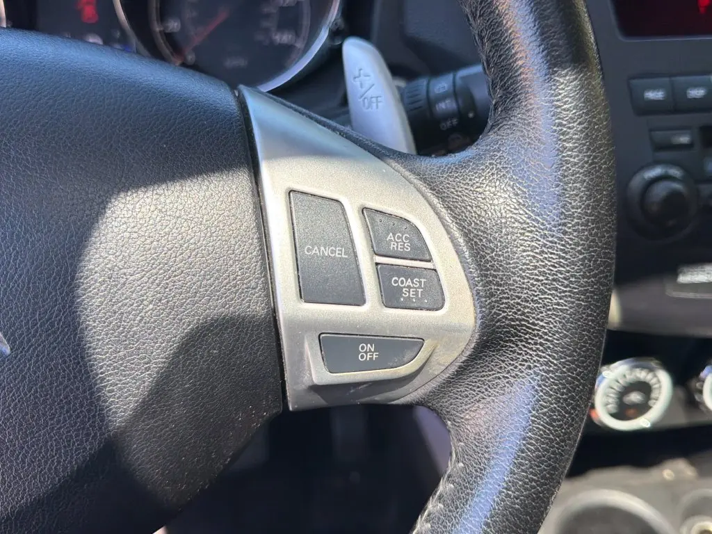 2013 Mitsubishi Outlander - $9,001