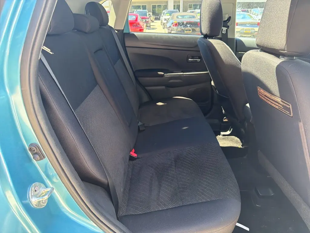 2013 Mitsubishi Outlander - $9,001