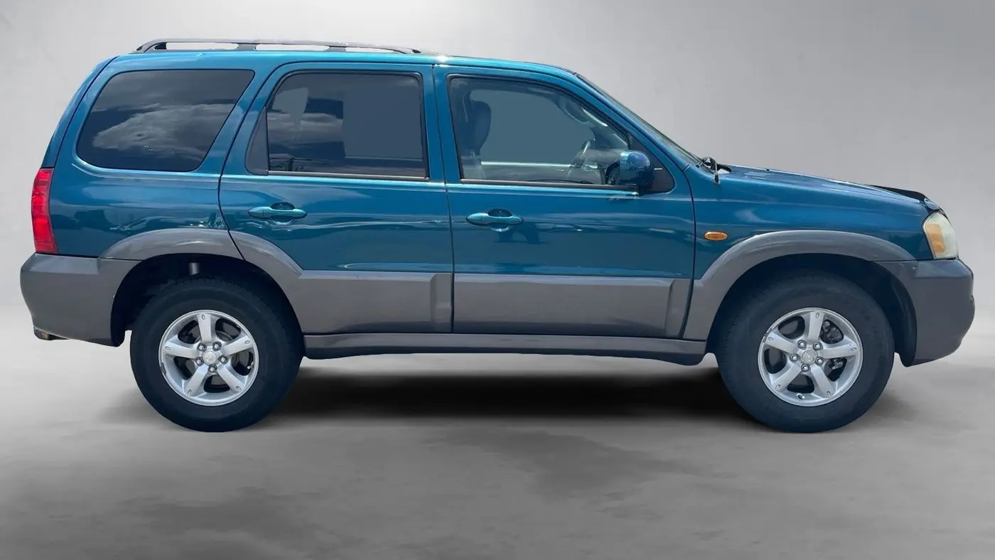 2005 Mazda Tribute s