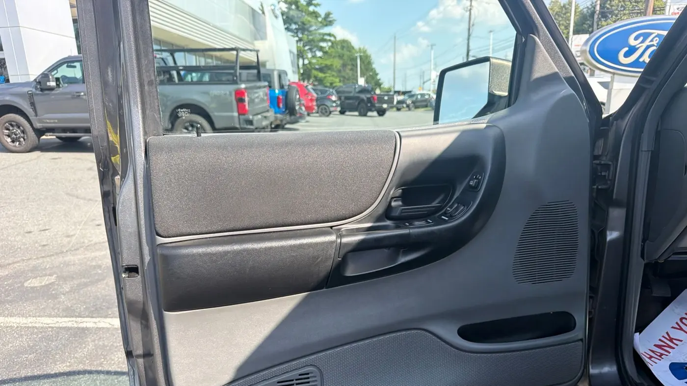 2006 Mazda B-Series B3000 Dual Sport