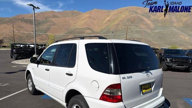 2000 Mercedes-Benz M-Class ML 320
