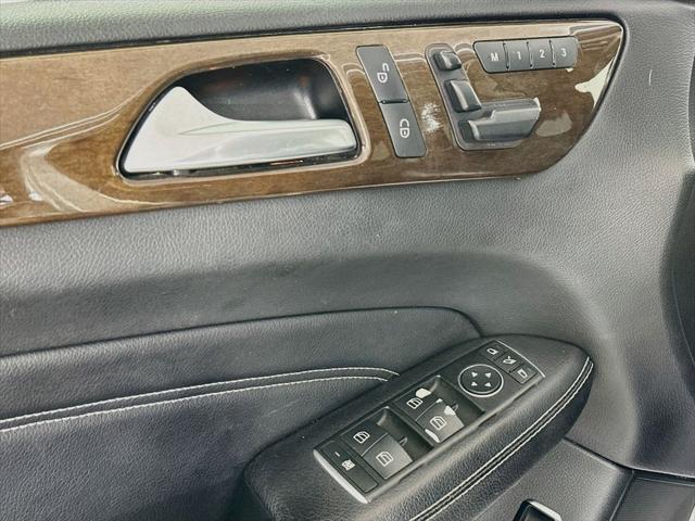 2014 Mercedes-Benz Ml-class - $10,588