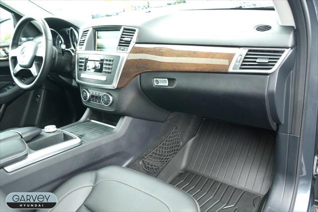 2014 Mercedes-Benz Ml-class - $12,000