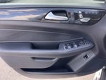 2018 GLE Thumbnail 12