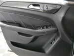 2016 GL-Class Thumbnail 31