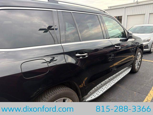 2017 Mercedes-Benz GLS - $17,944