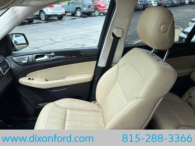 2017 Mercedes-Benz GLS - $17,944