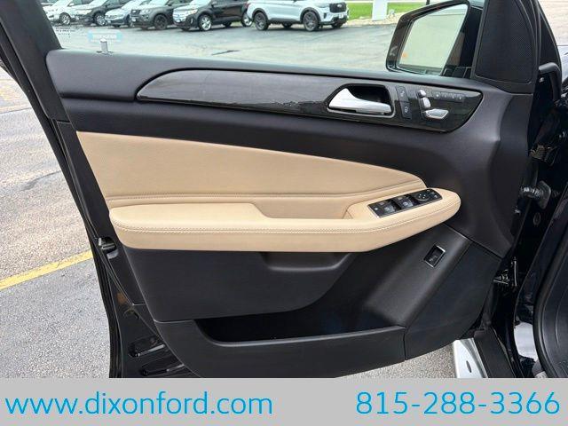 2017 Mercedes-Benz GLS - $17,944