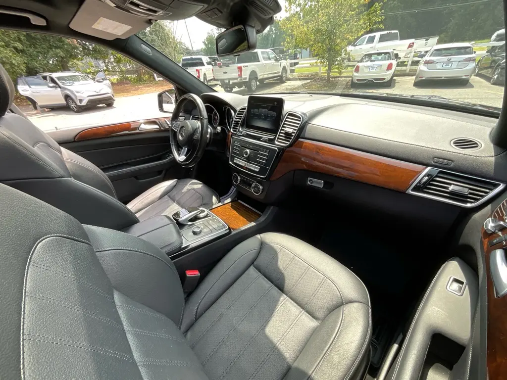 2018 Mercedes-Benz GLS - $16,985