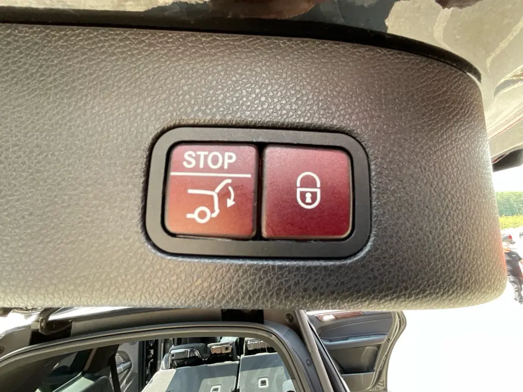 2018 Mercedes-Benz GLS - $16,985