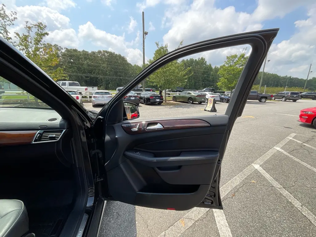 2018 Mercedes-Benz GLS - $16,985