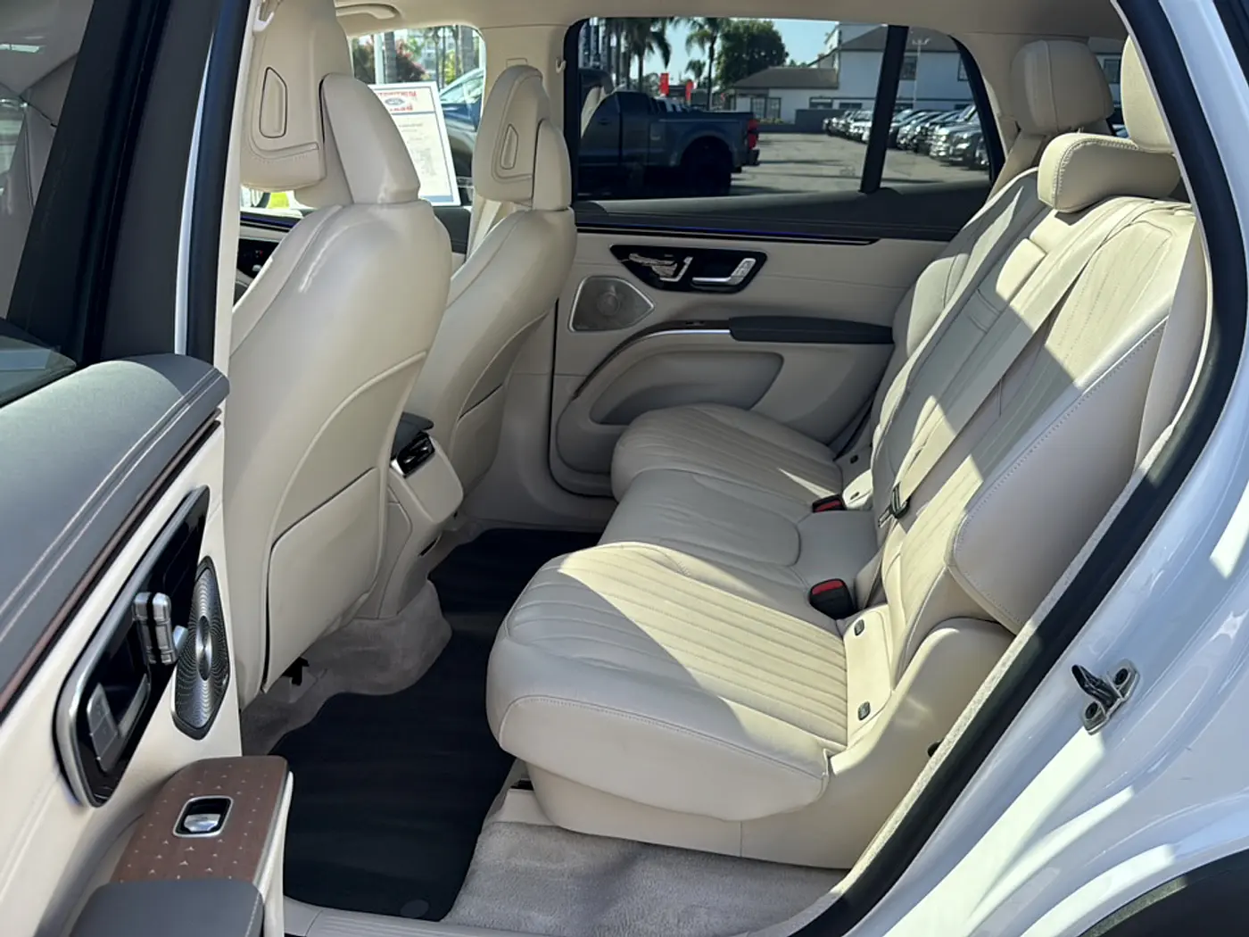 2023 Mercedes-Benz Eqs-class Suv