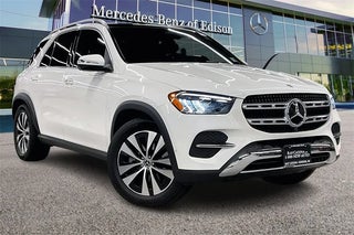 2025 Mercedes-Benz GLE with Polar White Exterior