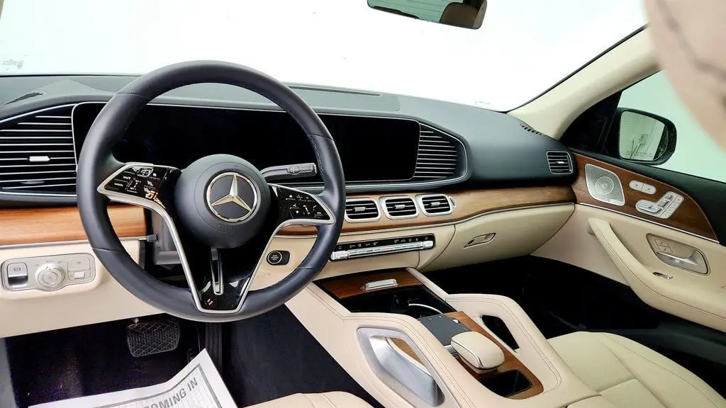 2025 Mercedes-Benz GLE GLE 450e 4MATIC