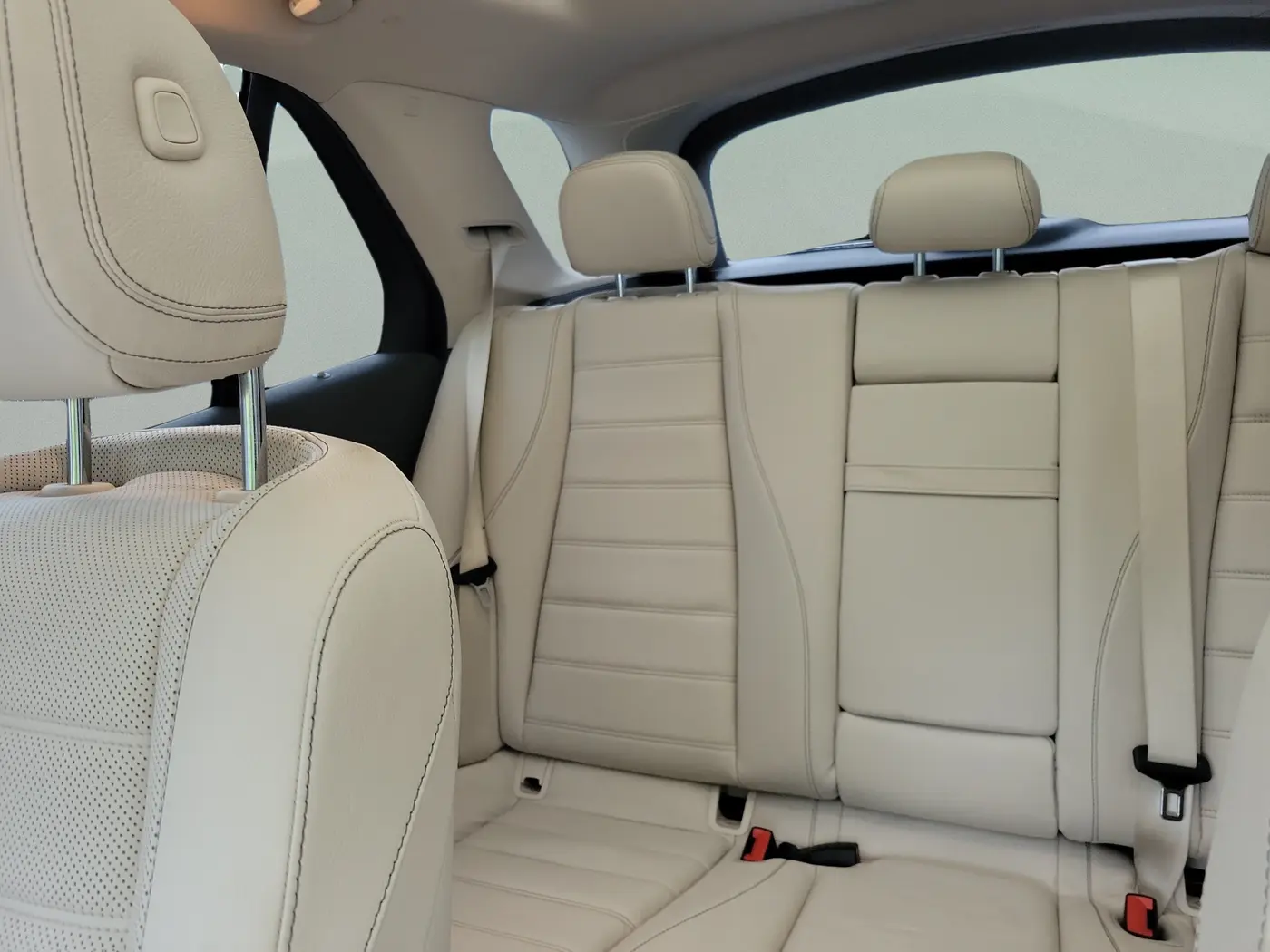 2020 Mercedes-Benz E-Class - $26,488