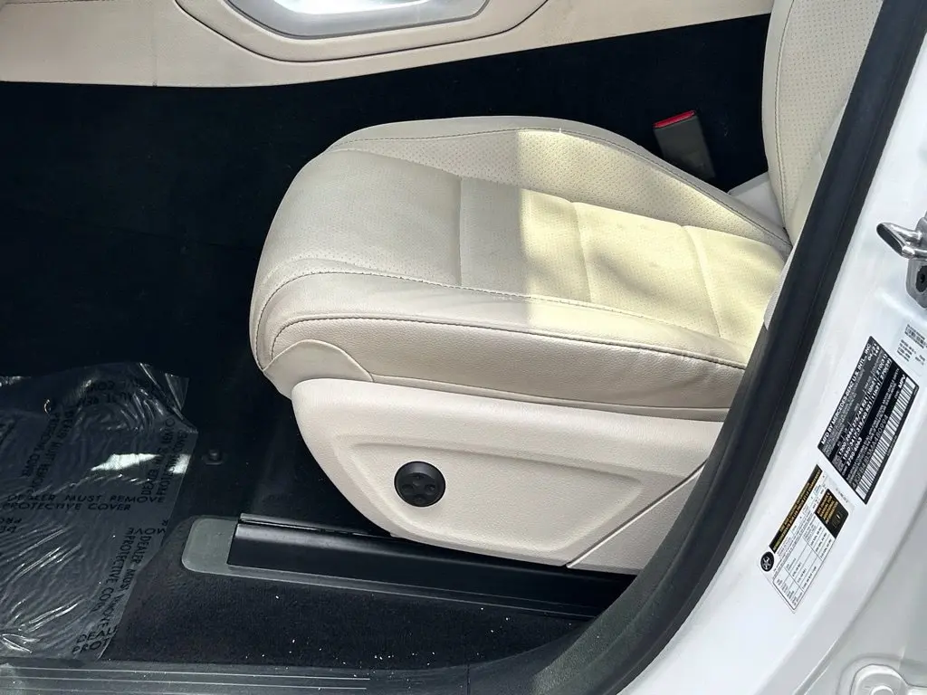 2021 Mercedes-Benz E-Class - $23,449