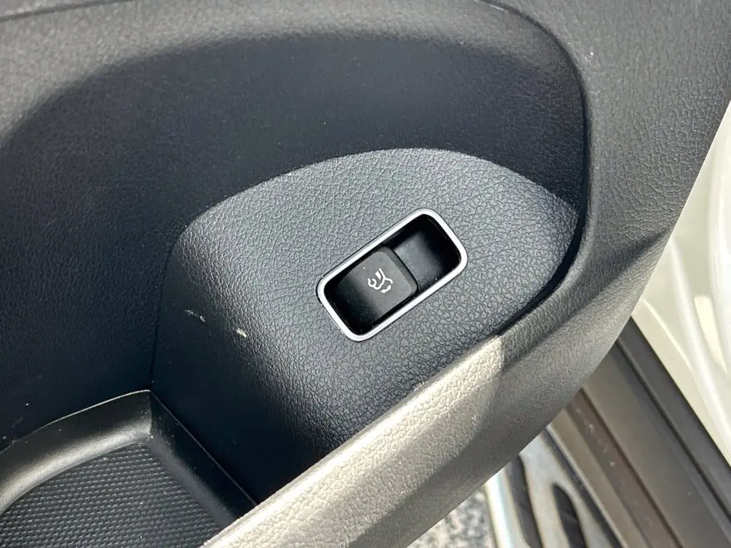 2021 Mercedes-Benz E-Class - $23,449