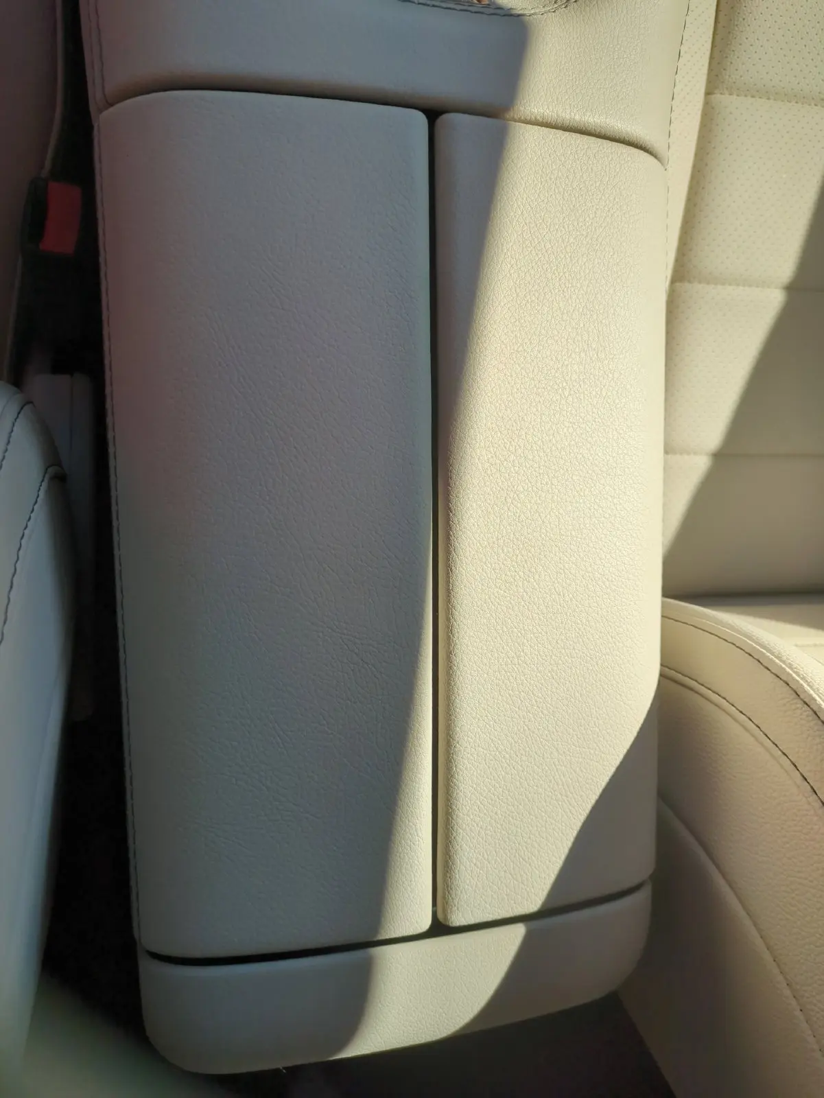 2021 Mercedes-Benz E-Class - $29,051