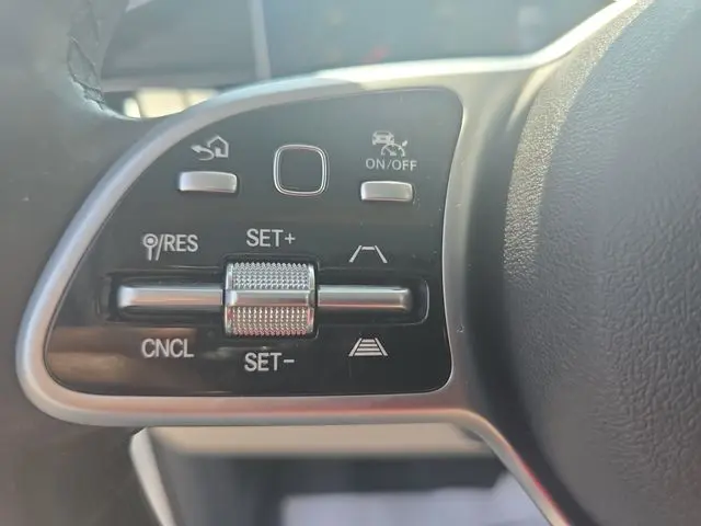2020 Mercedes-Benz E-Class - $19,684