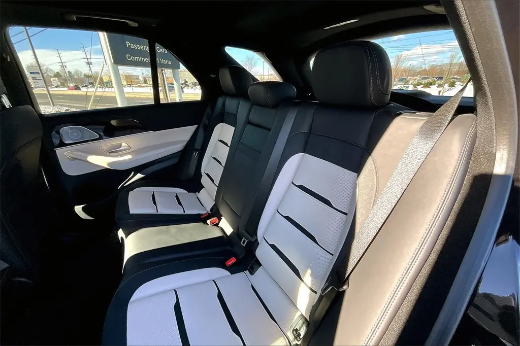2025 Mercedes-Benz E-Class - $77,997