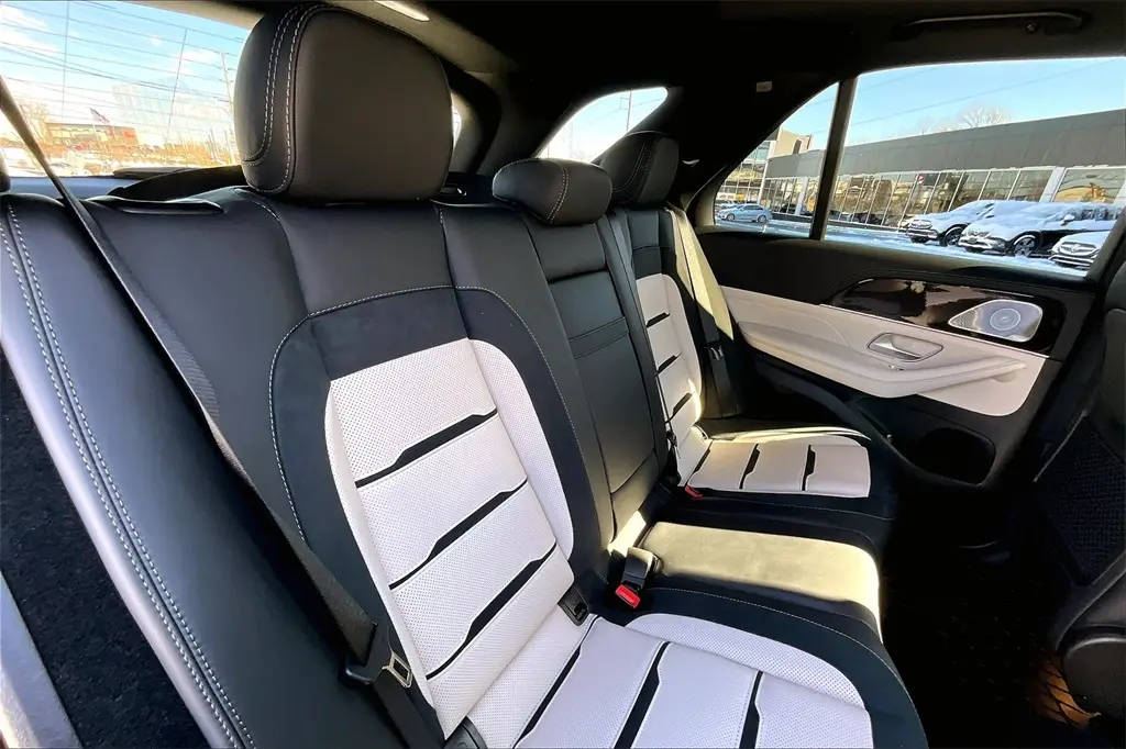 2025 Mercedes-Benz E-Class - $77,997
