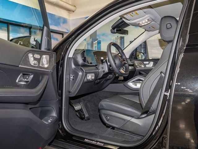 2026 Mercedes-Benz GLS - $100,737