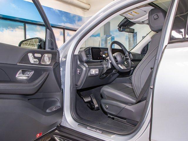 2026 Mercedes-Benz GLS - $84,367