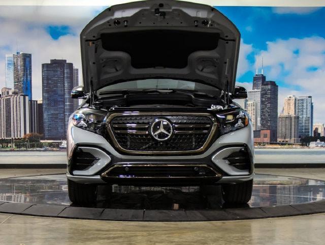 2027 Mercedes-Benz GLS - $105,212