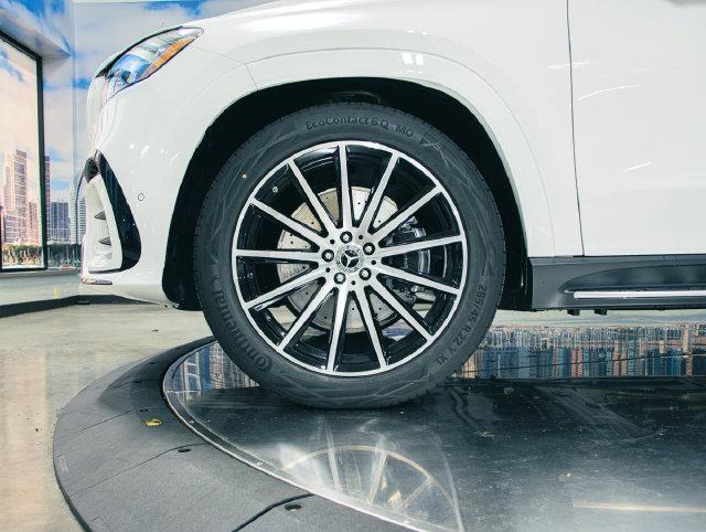 2026 Mercedes-Benz GLS - $122,442
