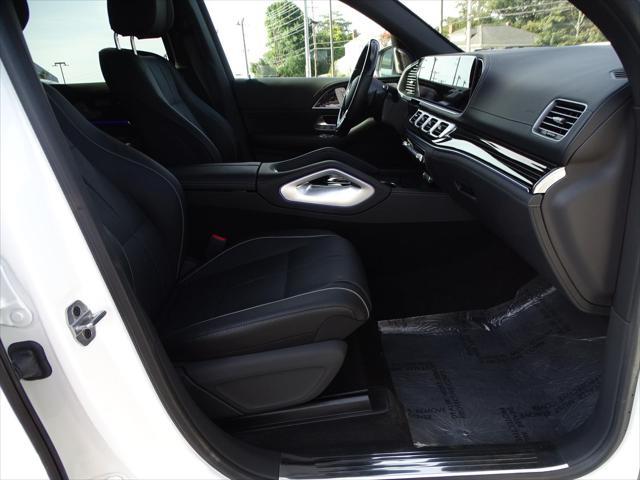2023 Mercedes-Benz GLS - $129,900