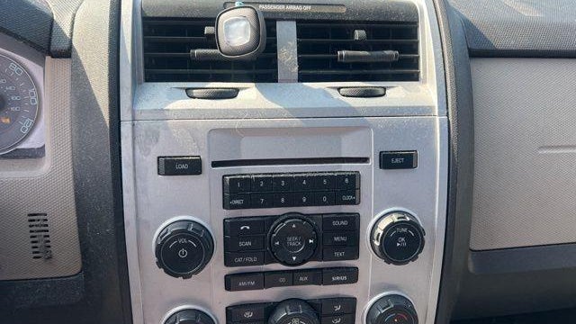 2010 Mercury Mariner Premier I4
