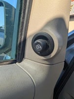 2009 Mariner Thumbnail 30