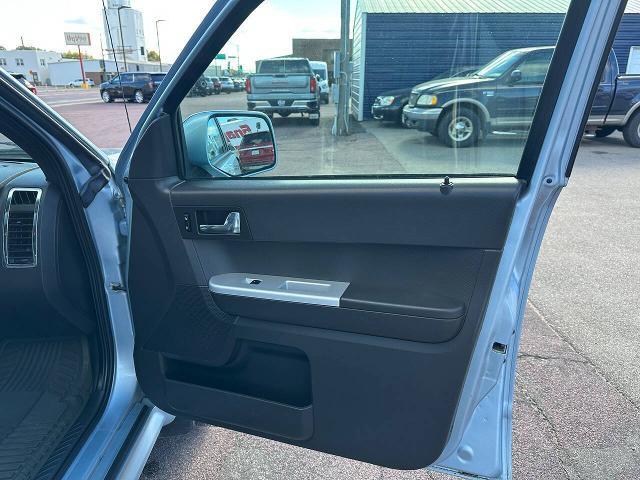 2008 Mercury Mariner - $5,900