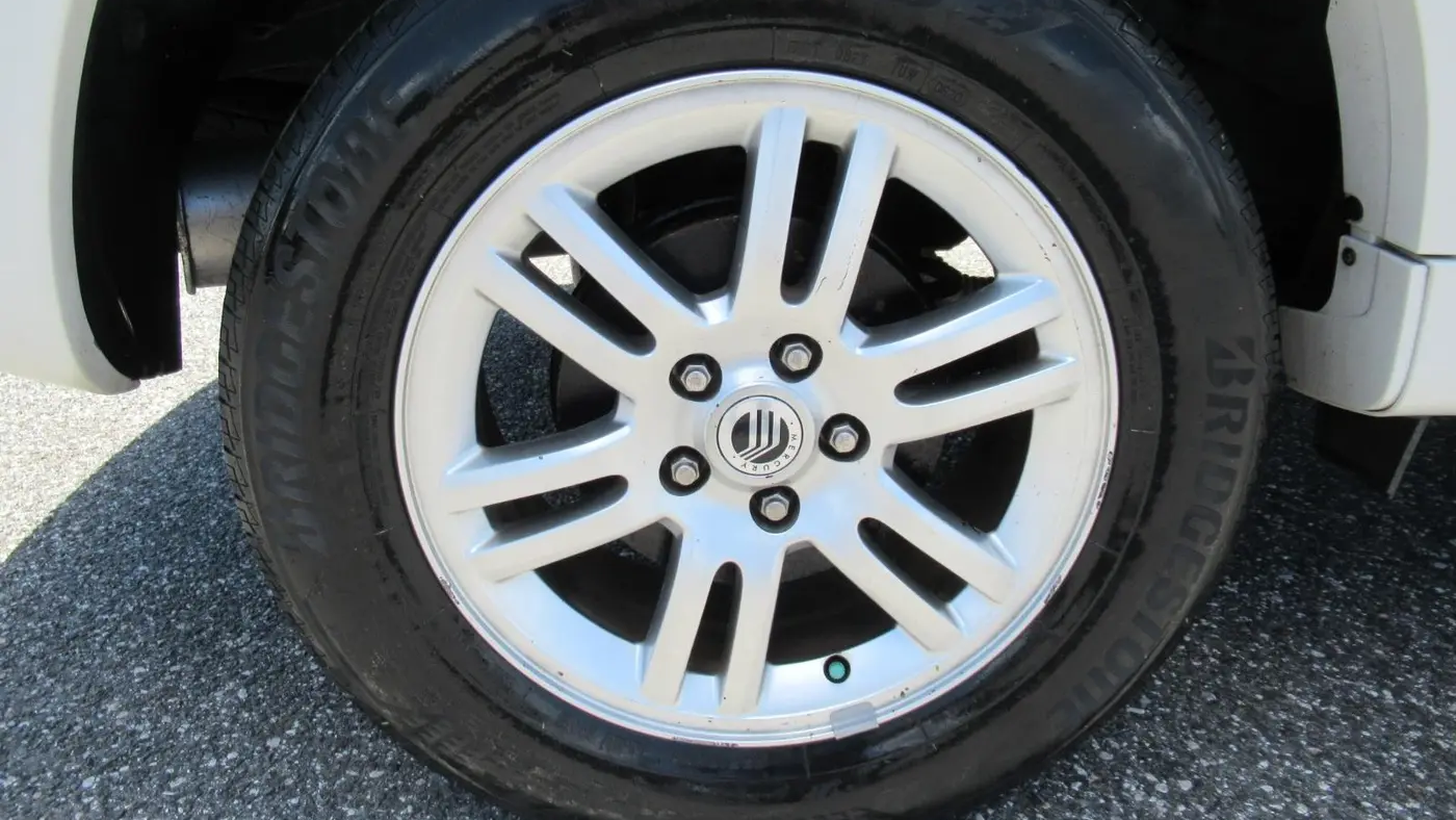 2009 Mercury Mariner Premier I4