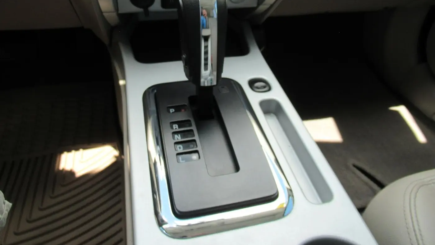 2009 Mercury Mariner Premier I4