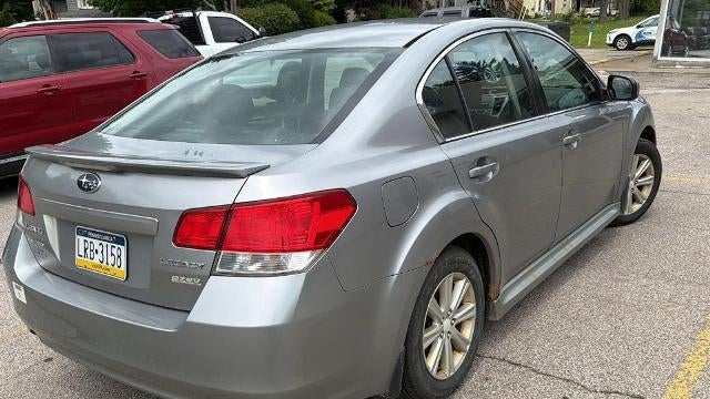 2011 Subaru Legacy 2.5i Premium