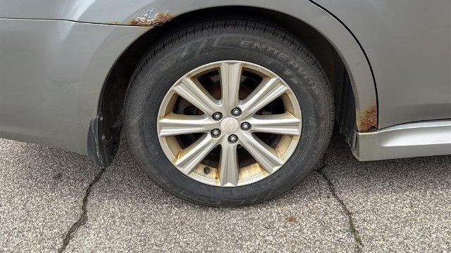 2011 Subaru Legacy 2.5i Premium