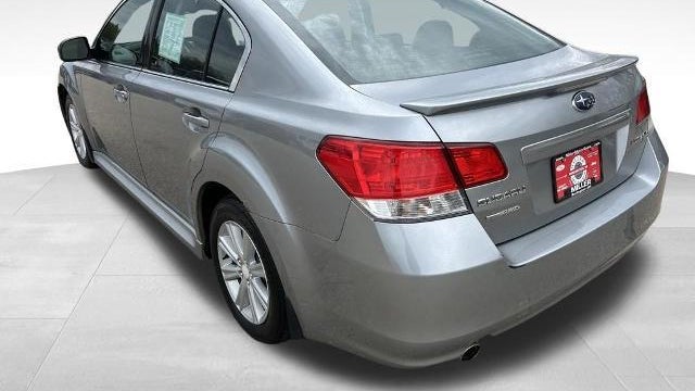 2011 Subaru Legacy 2.5i Premium