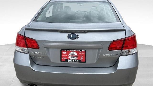 2011 Subaru Legacy 2.5i Premium