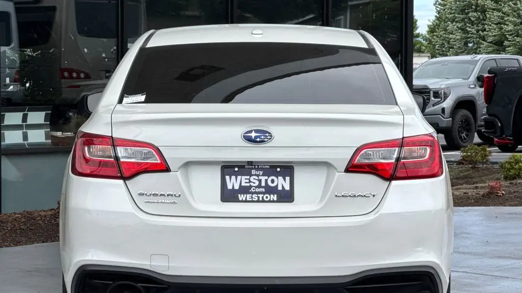2019 Subaru Legacy 2.5i