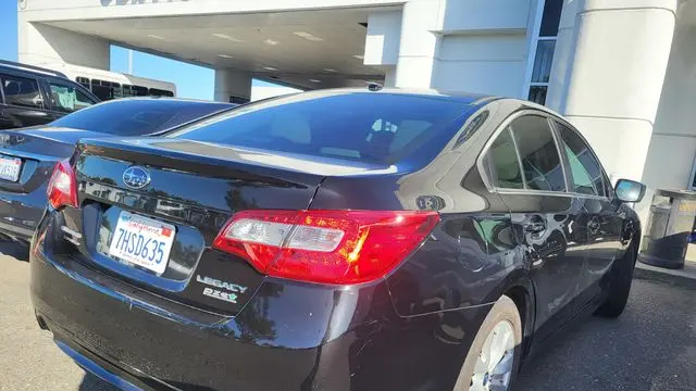 2015 Subaru Legacy 2.5i Premium