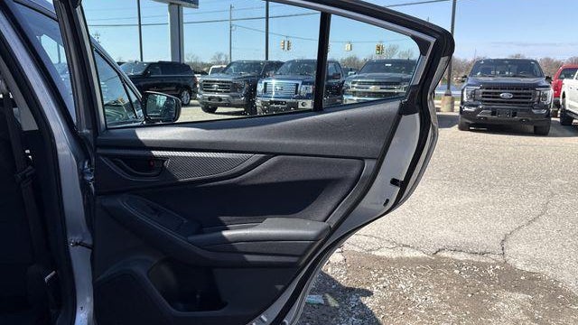 2017 Subaru Impreza 2.0i