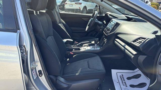 2017 Subaru Impreza 2.0i