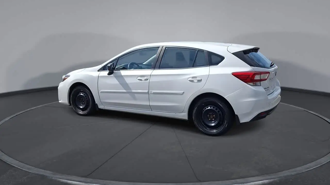 2019 Subaru Impreza 2.0i