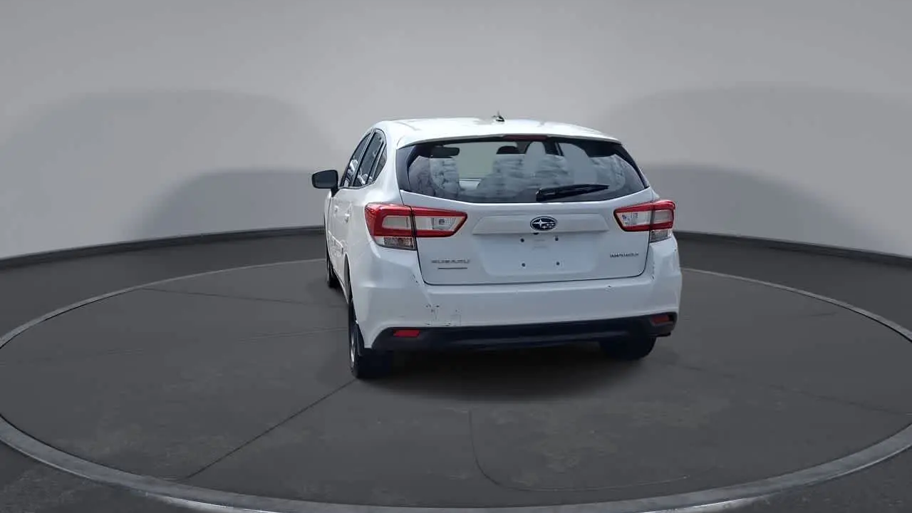2019 Subaru Impreza 2.0i