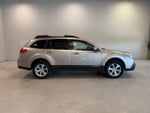 2014 Outback Thumbnail 8