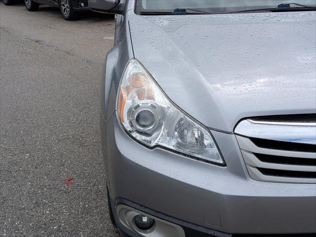 2011 Subaru Outback - $7,500